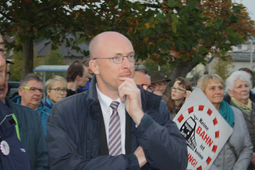 Barth - Mahnwache für den Bahnerhalt